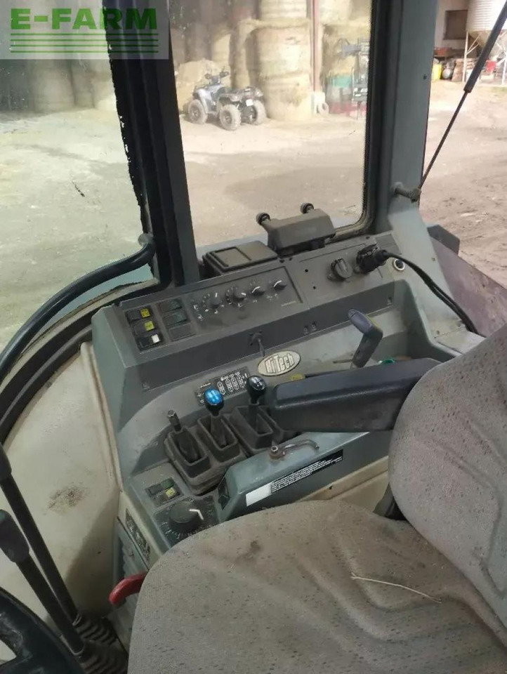 Valtra 8050 hitech HiTech - Traktor: slika 3 Valtra 8050 hitech HiTech - Traktor: slika 3