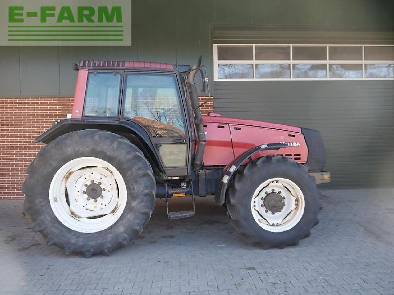 Valtra 8450 - Traktor: slika 4 Valtra 8450 - Traktor: slika 4