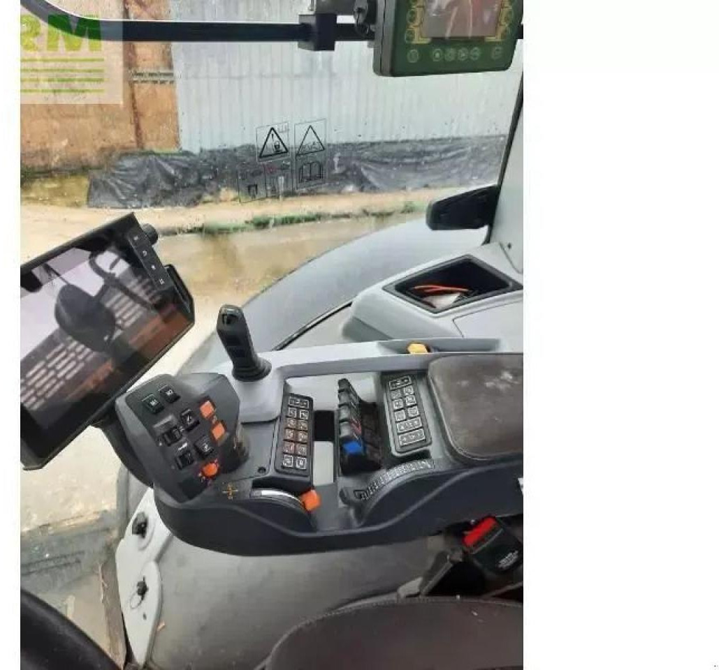 Valtra s374 - Traktor: slika 3 Valtra s374 - Traktor: slika 3