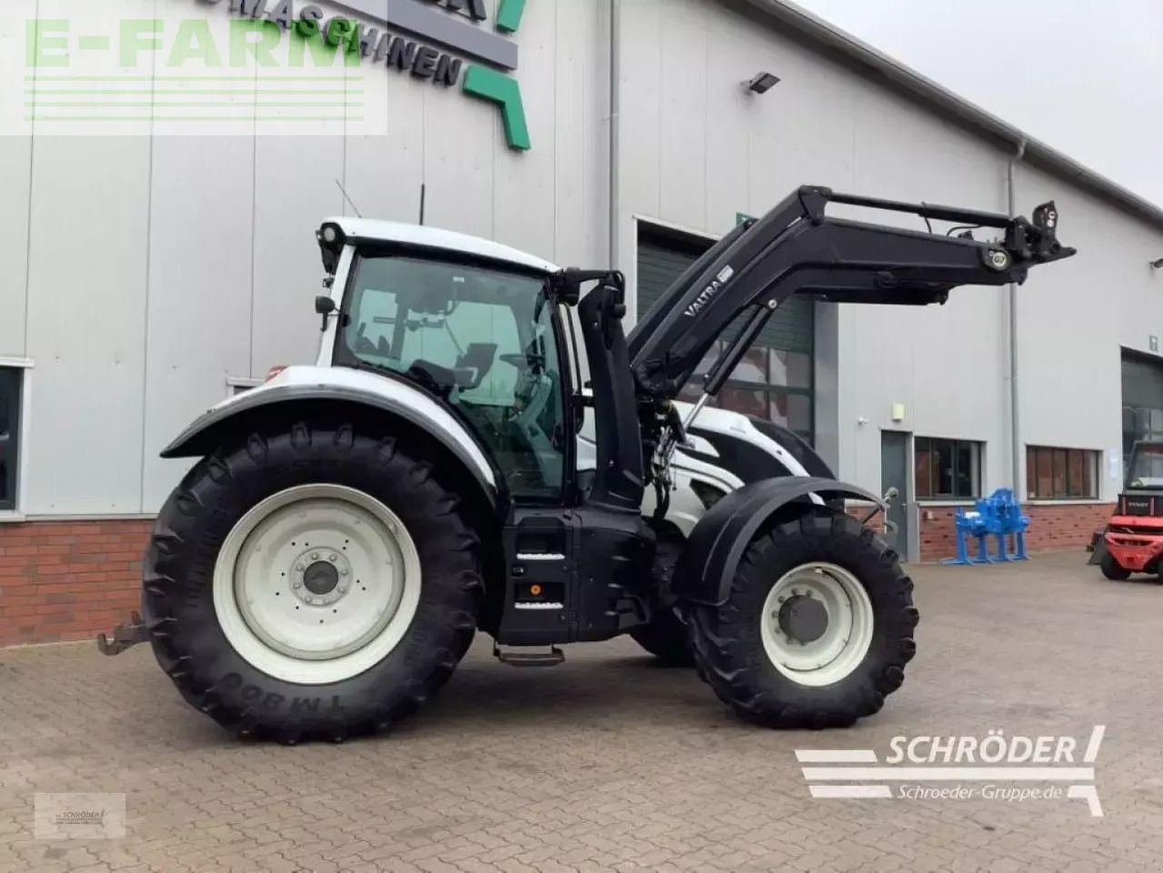 Valtra t 174 ed smarttouch | rtk | unlimited - Traktor: slika 5 Valtra t 174 ed smarttouch | rtk | unlimited - Traktor: slika 5