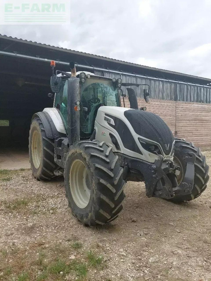 Valtra t 174e d smarttouch - Traktor: slika 2 Valtra t 174e d smarttouch - Traktor: slika 2
