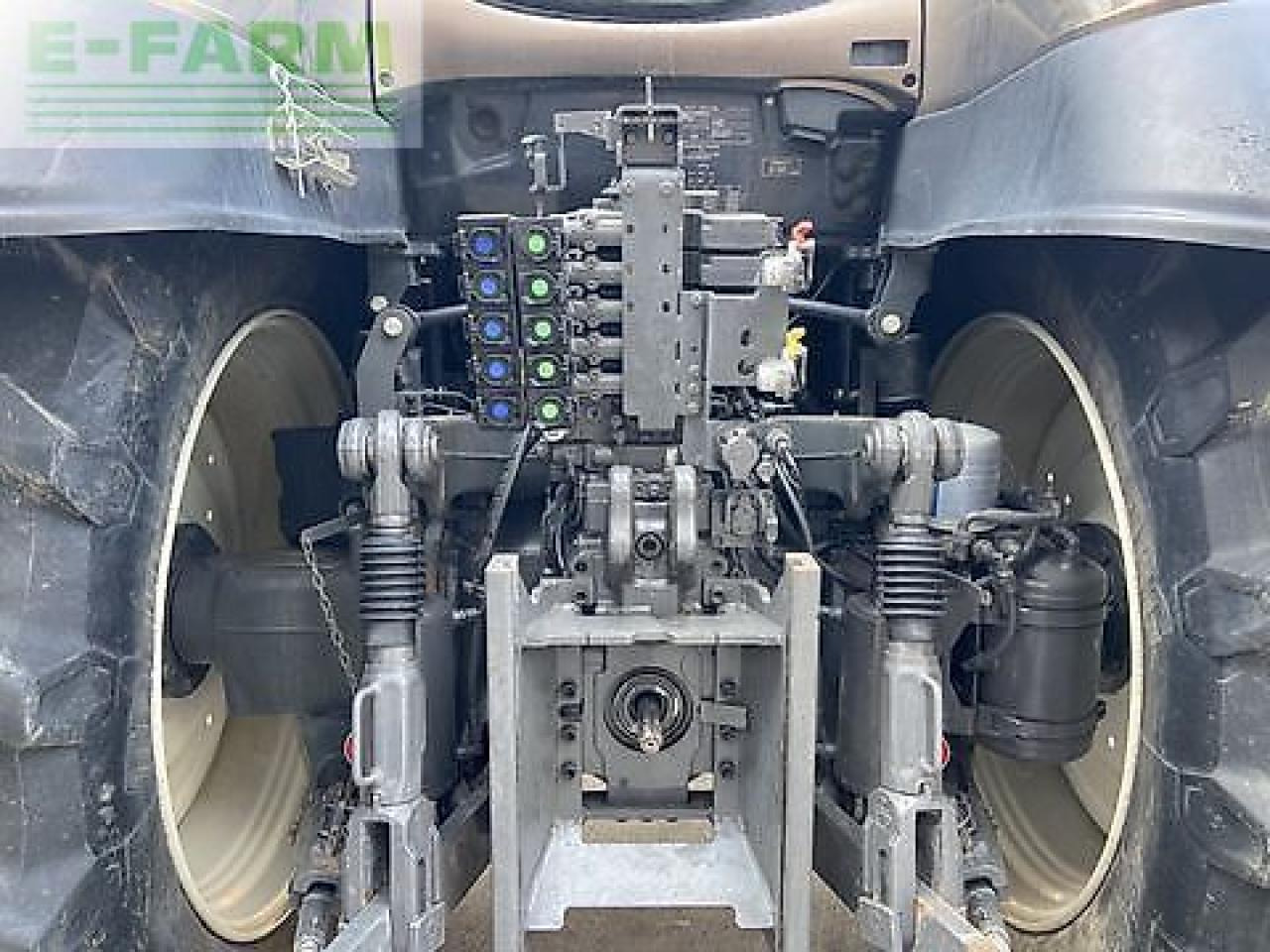 Valtra t 214 direct Direct - Traktor: slika 5 Valtra t 214 direct Direct - Traktor: slika 5