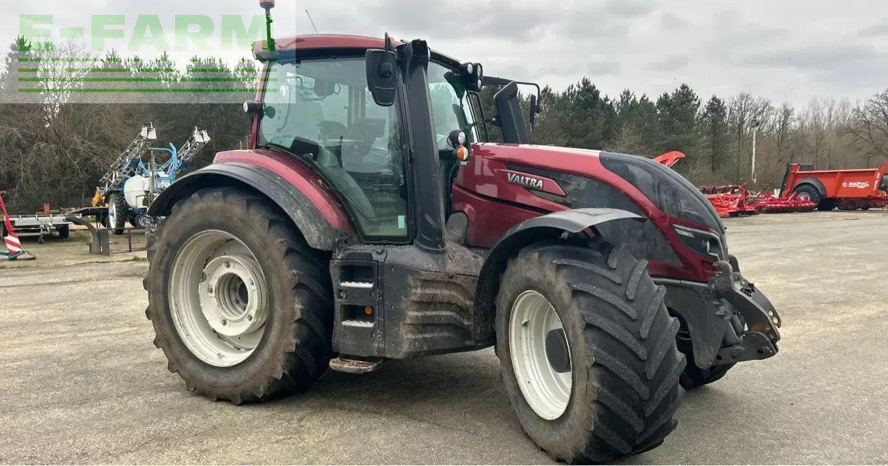 Valtra t 214 v smarttouch - Traktor: slika 2 Valtra t 214 v smarttouch - Traktor: slika 2
