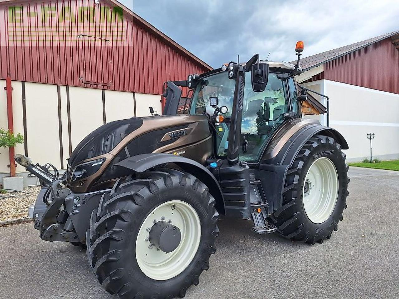 Valtra t214 direct (stufe v) Direct - Traktor: slika 2 Valtra t214 direct (stufe v) Direct - Traktor: slika 2