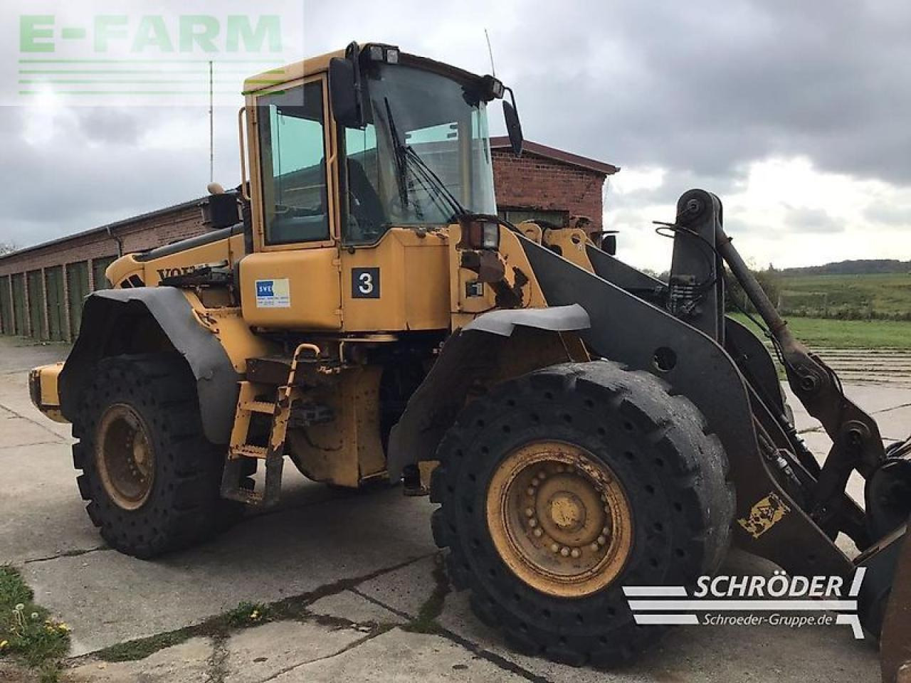 Volvo l 110 e - Mini bager: slika 4 Volvo l 110 e - Mini bager: slika 4
