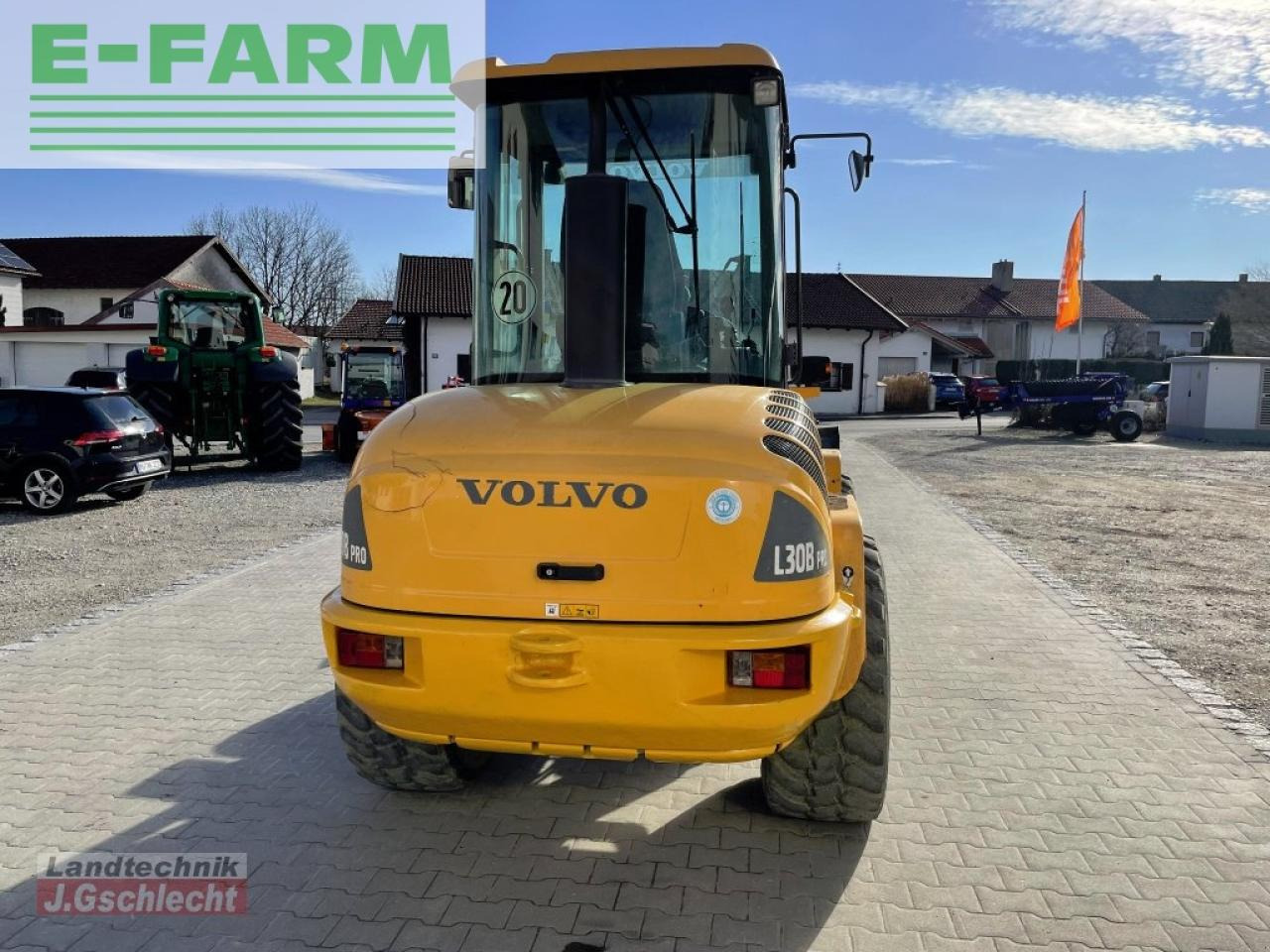 Volvo l 30b pro - Mini bager: slika 5 Volvo l 30b pro - Mini bager: slika 5