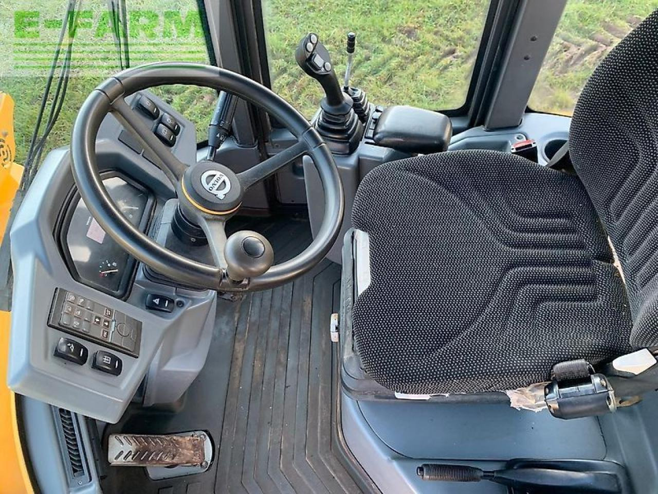 Volvo l35 g - Mini bager: slika 5 Volvo l35 g - Mini bager: slika 5