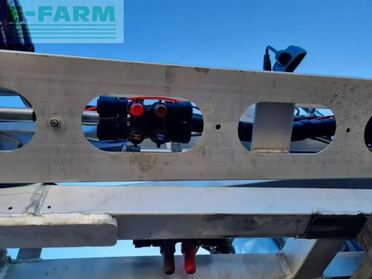 Alpha 5000 r active - Vlečna škropilnica: slika 5 Alpha 5000 r active - Vlečna škropilnica: slika 5