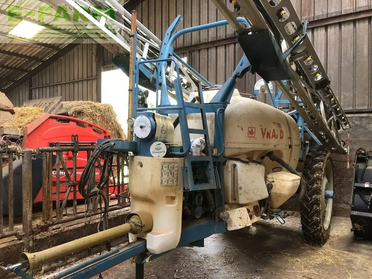 Météor 28 - Vlečna škropilnica: slika 1 Météor 28 - Vlečna škropilnica: slika 1