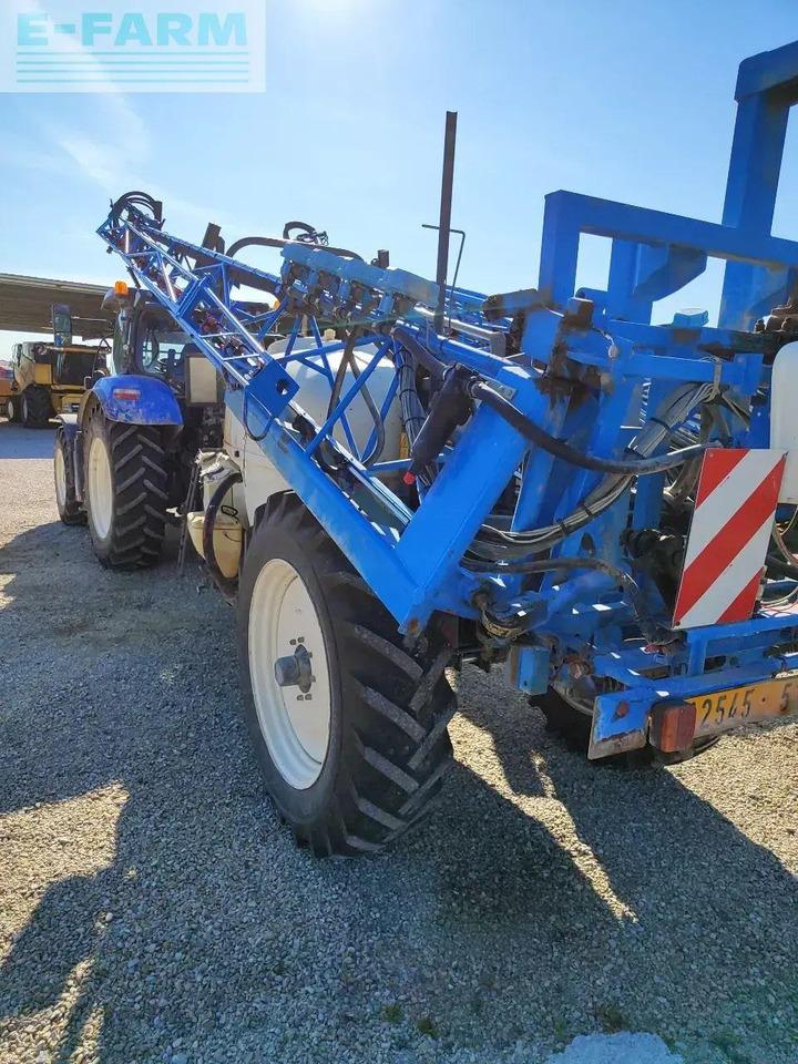 Meteor 3400 - Vlečna škropilnica: slika 3 Meteor 3400 - Vlečna škropilnica: slika 3