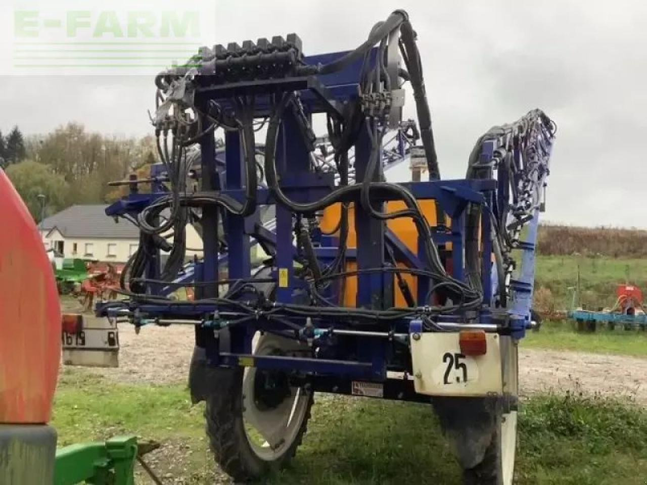 Olympia320s - Vlečna škropilnica: slika 3 Olympia320s - Vlečna škropilnica: slika 3