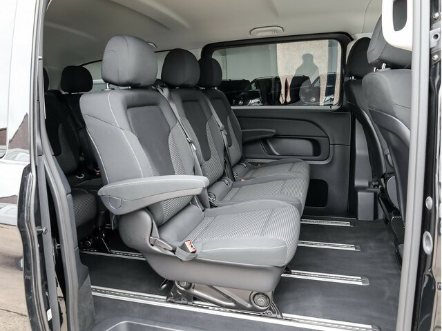 MERCEDES-BENZ EQV 300 Extralang,8Sitze,2xelektr.Schiebetür,LED - Potniški kombi, Električno dostavno vozilo: slika 5 MERCEDES-BENZ EQV 300 Extralang,8Sitze,2xelektr.Schiebetür,LED - Potniški kombi, Električno dostavno vozilo: slika 5