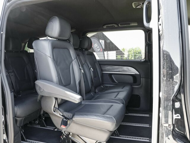MERCEDES-BENZ EQV 300 Extralang,Avantgarde,8Sitze,2xelektr.Tür - Potniški kombi, Električno dostavno vozilo: slika 4 MERCEDES-BENZ EQV 300 Extralang,Avantgarde,8Sitze,2xelektr.Tür - Potniški kombi, Električno dostavno vozilo: slika 4