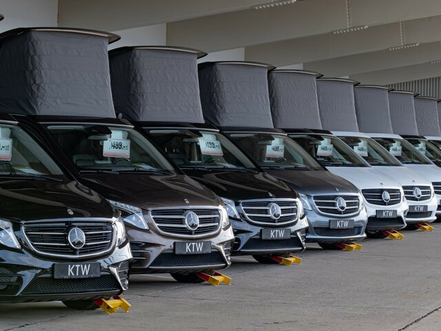 MERCEDES-BENZ EQV 300 Extralang,Rollstulrampe,2xel.Schiebetür - Potniški kombi, Električno dostavno vozilo: slika 3 MERCEDES-BENZ EQV 300 Extralang,Rollstulrampe,2xel.Schiebetür - Potniški kombi, Električno dostavno vozilo: slika 3