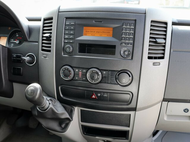 MERCEDES-BENZ Sprinter 316CDI DOKA,Allrad,AHK,Standhzg. - Dostavno vozilo s ponjavo, Dostavno vozilo z dvojno kabino: slika 5 MERCEDES-BENZ Sprinter 316CDI DOKA,Allrad,AHK,Standhzg. - Dostavno vozilo s ponjavo, Dostavno vozilo z dvojno kabino: slika 5