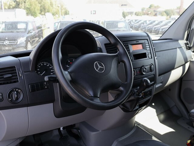 MERCEDES-BENZ Sprinter 316CDI DOKA,Allrad,AHK,TCO,Standhzg. - Dostavno vozilo s kesonom, Dostavno vozilo z dvojno kabino: slika 4 MERCEDES-BENZ Sprinter 316CDI DOKA,Allrad,AHK,TCO,Standhzg. - Dostavno vozilo s kesonom, Dostavno vozilo z dvojno kabino: slika 4