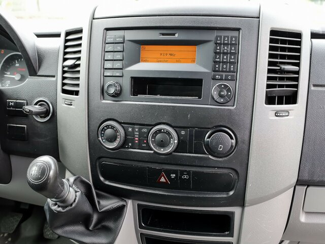 MERCEDES-BENZ Sprinter 316CDI DOKA,Allrad,Klima - Dostavno vozilo s kesonom, Dostavno vozilo z dvojno kabino: slika 5 MERCEDES-BENZ Sprinter 316CDI DOKA,Allrad,Klima - Dostavno vozilo s kesonom, Dostavno vozilo z dvojno kabino: slika 5
