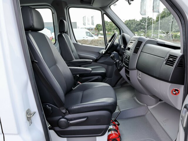 MERCEDES-BENZ Sprinter 316CDI DOKA,Allrad,Klima,Standhzg. - Dostavno vozilo s kesonom, Dostavno vozilo z dvojno kabino: slika 2 MERCEDES-BENZ Sprinter 316CDI DOKA,Allrad,Klima,Standhzg. - Dostavno vozilo s kesonom, Dostavno vozilo z dvojno kabino: slika 2