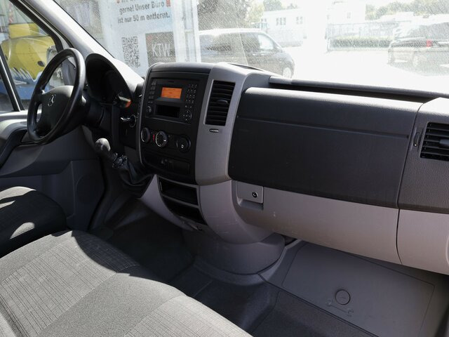 MERCEDES-BENZ Sprinter 316CDI Pritsche,Allrad,Klima... - Dostavno vozilo s kesonom: slika 2 MERCEDES-BENZ Sprinter 316CDI Pritsche,Allrad,Klima... - Dostavno vozilo s kesonom: slika 2