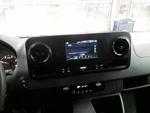 MERCEDES-BENZ Sprinter 317 CDI,3665mm,Automatik,Kamera... - Furgon: slika 4 MERCEDES-BENZ Sprinter 317 CDI,3665mm,Automatik,Kamera... - Furgon: slika 4