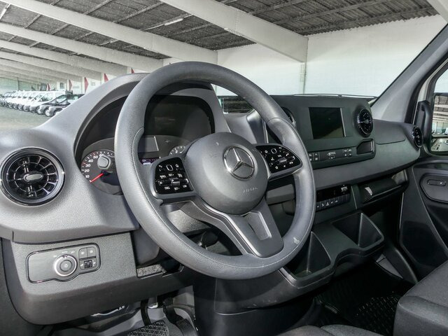 MERCEDES-BENZ Sprinter 317 CDI,3665mm,Automatik,Kamera - Furgon: slika 4 MERCEDES-BENZ Sprinter 317 CDI,3665mm,Automatik,Kamera - Furgon: slika 4