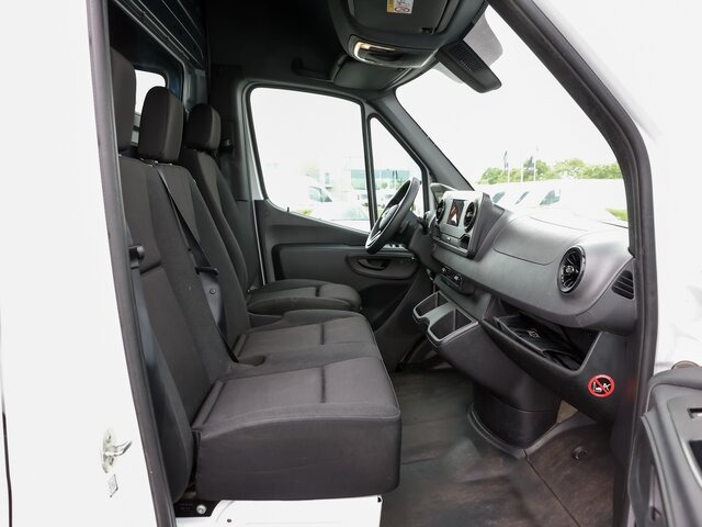 MERCEDES-BENZ Sprinter 317 CDI,3665mm,Automatik,Kamera - Furgon: slika 3 MERCEDES-BENZ Sprinter 317 CDI,3665mm,Automatik,Kamera - Furgon: slika 3