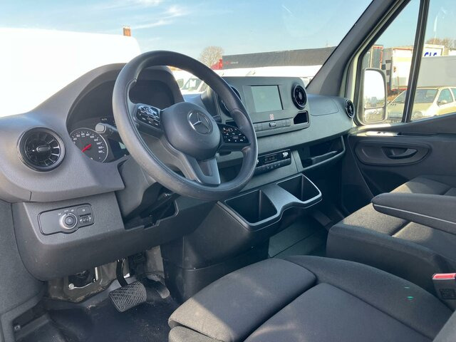 MERCEDES-BENZ Sprinter 317 CDI,3665mm,Automatik,Kamera - Furgon: slika 3 MERCEDES-BENZ Sprinter 317 CDI,3665mm,Automatik,Kamera - Furgon: slika 3