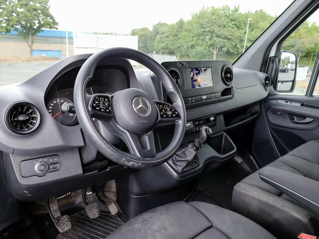 MERCEDES-BENZ Sprinter 317 CDI Kasten,L2H2,MBUX,Kamera - Furgon: slika 5 MERCEDES-BENZ Sprinter 317 CDI Kasten,L2H2,MBUX,Kamera - Furgon: slika 5