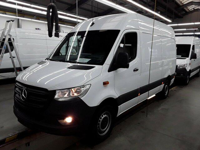 Furgon MERCEDES-BENZ Sprinter 317 CDI Kasten,L2H2,MBUX,Kamera: slika 11