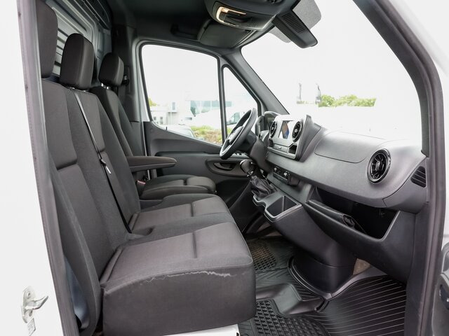 MERCEDES-BENZ Sprinter 317 CDI Kasten,L2H2,MBUX,Kamera - Furgon: slika 3 MERCEDES-BENZ Sprinter 317 CDI Kasten,L2H2,MBUX,Kamera - Furgon: slika 3