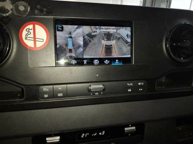 MERCEDES-BENZ Sprinter 317 CDI Kasten,L2H2,MBUX,Kamera - Furgon: slika 2 MERCEDES-BENZ Sprinter 317 CDI Kasten,L2H2,MBUX,Kamera - Furgon: slika 2