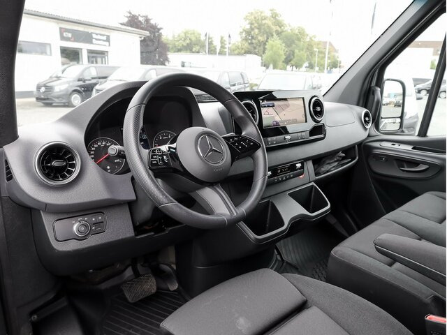 MERCEDES-BENZ Sprinter 317 CDI,L2H2,Automatik,Kamera,LED - Furgon: slika 5 MERCEDES-BENZ Sprinter 317 CDI,L2H2,Automatik,Kamera,LED - Furgon: slika 5