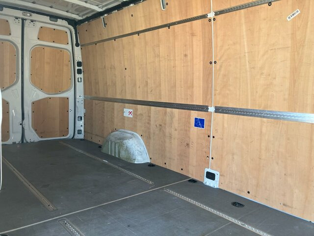 MERCEDES-BENZ Sprinter 317 Maxi,9GTronic,MBUX,Kamera,Klima - Furgon: slika 5 MERCEDES-BENZ Sprinter 317 Maxi,9GTronic,MBUX,Kamera,Klima - Furgon: slika 5