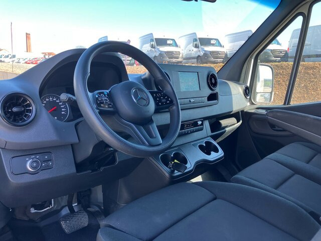 MERCEDES-BENZ Sprinter 317 Maxi,9GTronic,MBUX,Kamera,Navi - Furgon: slika 4 MERCEDES-BENZ Sprinter 317 Maxi,9GTronic,MBUX,Kamera,Navi - Furgon: slika 4