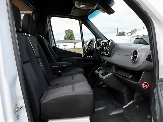 MERCEDES-BENZ Sprinter 317 Maxi,9GTronic,MBUX,Kamera - Furgon: slika 3 MERCEDES-BENZ Sprinter 317 Maxi,9GTronic,MBUX,Kamera - Furgon: slika 3