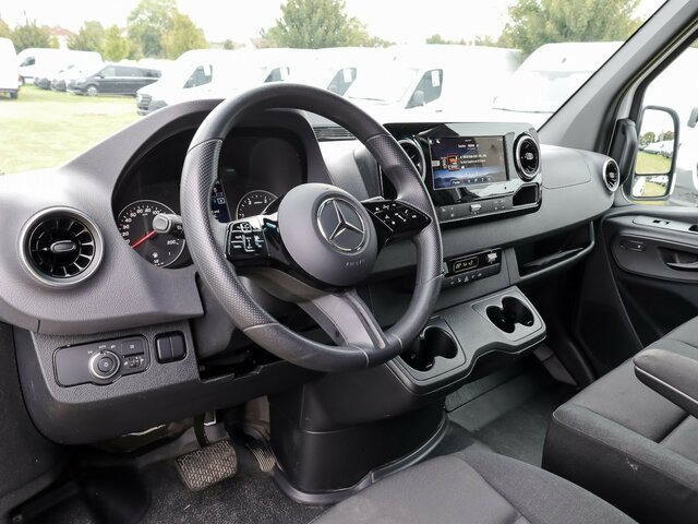 MERCEDES-BENZ Sprinter 317 Maxi,9GTronic,MBUX,Kamera - Furgon: slika 5 MERCEDES-BENZ Sprinter 317 Maxi,9GTronic,MBUX,Kamera - Furgon: slika 5