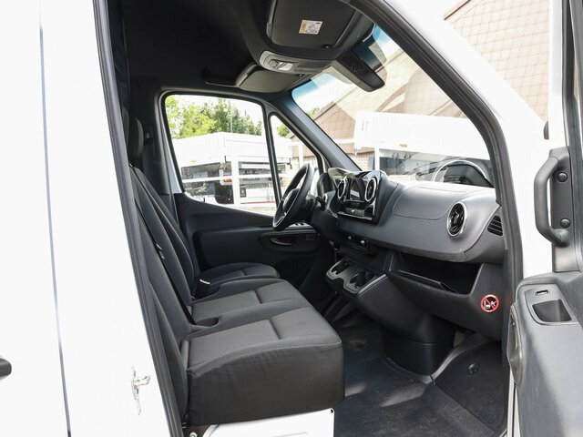 MERCEDES-BENZ Sprinter 317 Maxi,9GTronic,MBUX,Kamera... - Furgon: slika 3 MERCEDES-BENZ Sprinter 317 Maxi,9GTronic,MBUX,Kamera... - Furgon: slika 3