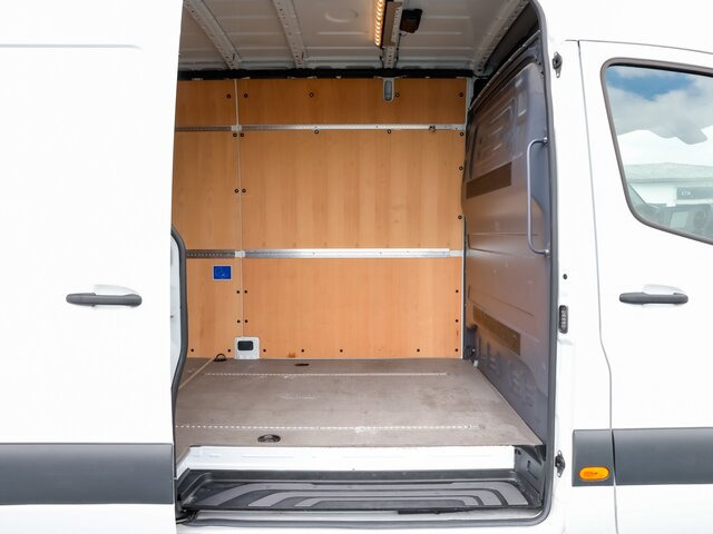 MERCEDES-BENZ Sprinter 317 Maxi,MBUX,Kamera,Tempomat - Furgon: slika 2 MERCEDES-BENZ Sprinter 317 Maxi,MBUX,Kamera,Tempomat - Furgon: slika 2