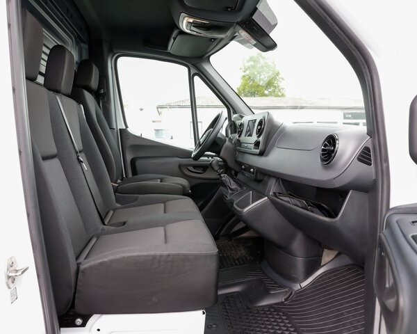 MERCEDES-BENZ Sprinter 317 Maxi,MBUX,Kamera,Tempomat - Furgon: slika 3 MERCEDES-BENZ Sprinter 317 Maxi,MBUX,Kamera,Tempomat - Furgon: slika 3