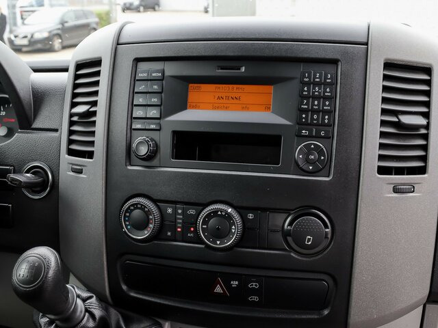 MERCEDES-BENZ Sprinter316 Mixto,Allrad,Flach,6Sitzer,Klima - Minibus, Potniški kombi: slika 5 MERCEDES-BENZ Sprinter316 Mixto,Allrad,Flach,6Sitzer,Klima - Minibus, Potniški kombi: slika 5
