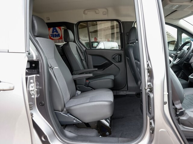 MERCEDES-BENZ T 180 Progressive,AMF Rollstuhlrampe,LED,Navi - Potniški kombi: slika 3 MERCEDES-BENZ T 180 Progressive,AMF Rollstuhlrampe,LED,Navi - Potniški kombi: slika 3