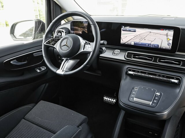 MERCEDES-BENZ V 220 d STYLE kompakt,6Sitzer,Distronic,AHK - Minibus, Potniški kombi: slika 5 MERCEDES-BENZ V 220 d STYLE kompakt,6Sitzer,Distronic,AHK - Minibus, Potniški kombi: slika 5