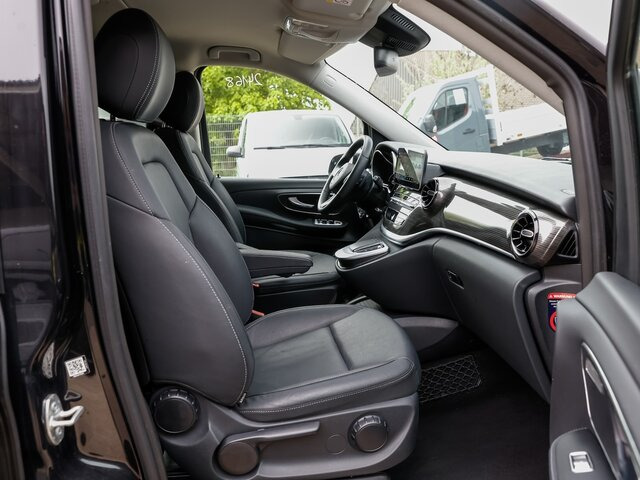 MERCEDES-BENZ V 300 Avantgarde,Extralang,2xSchiebetür el.,AHK... - Minibus, Potniški kombi: slika 2 MERCEDES-BENZ V 300 Avantgarde,Extralang,2xSchiebetür el.,AHK... - Minibus, Potniški kombi: slika 2