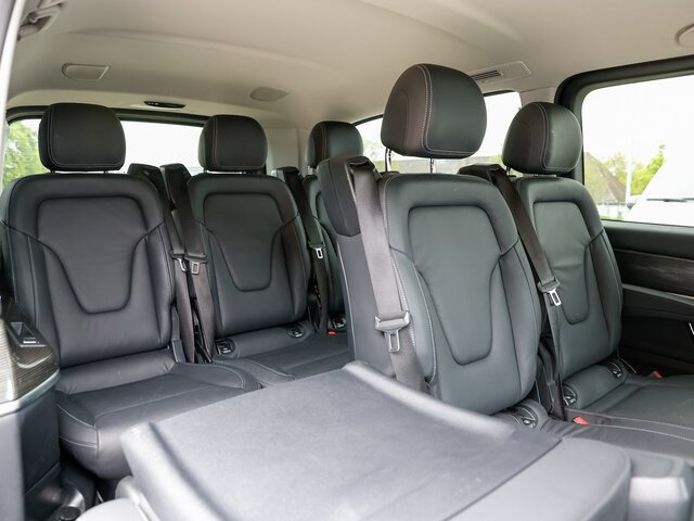 MERCEDES-BENZ V 300 Avantgarde,Extralang,2xSchiebetür el.,AHK... - Minibus, Potniški kombi: slika 4 MERCEDES-BENZ V 300 Avantgarde,Extralang,2xSchiebetür el.,AHK... - Minibus, Potniški kombi: slika 4