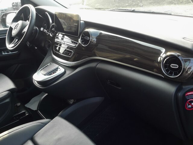 MERCEDES-BENZ V 300 Avantgarde Extralang,2xSchiebetür elektr.... - Minibus, Potniški kombi: slika 2 MERCEDES-BENZ V 300 Avantgarde Extralang,2xSchiebetür elektr.... - Minibus, Potniški kombi: slika 2