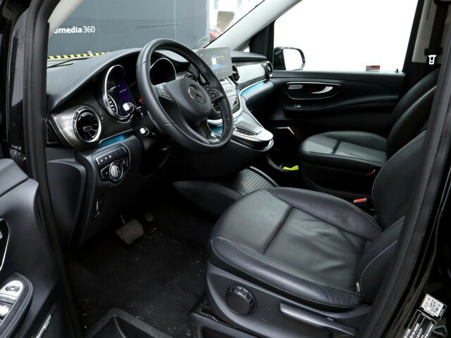 MERCEDES-BENZ V 300 Avantgarde Extralang,Allrad,2Schiebetüren... - Potniški kombi: slika 2 MERCEDES-BENZ V 300 Avantgarde Extralang,Allrad,2Schiebetüren... - Potniški kombi: slika 2