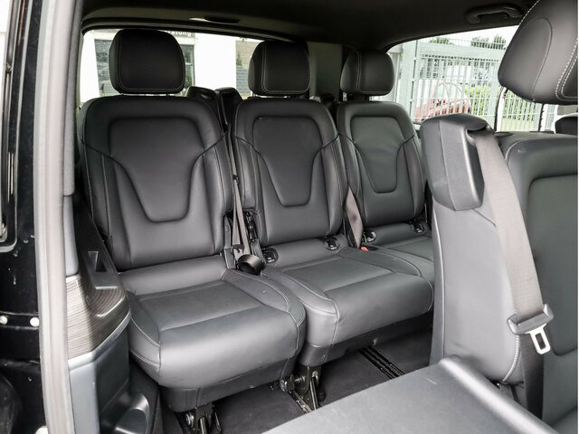 MERCEDES-BENZ V 300 Avantgarde Extralang,Allrad,2Schiebetüren - Minibus, Potniški kombi: slika 4 MERCEDES-BENZ V 300 Avantgarde Extralang,Allrad,2Schiebetüren - Minibus, Potniški kombi: slika 4