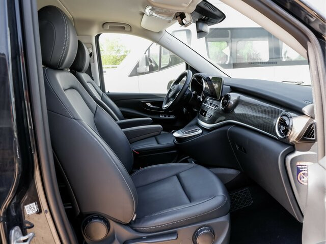 Minibus, Potniški kombi MERCEDES-BENZ V 300 Edition Extralang,2Schiebetür el.,8Sitzer: slika 26