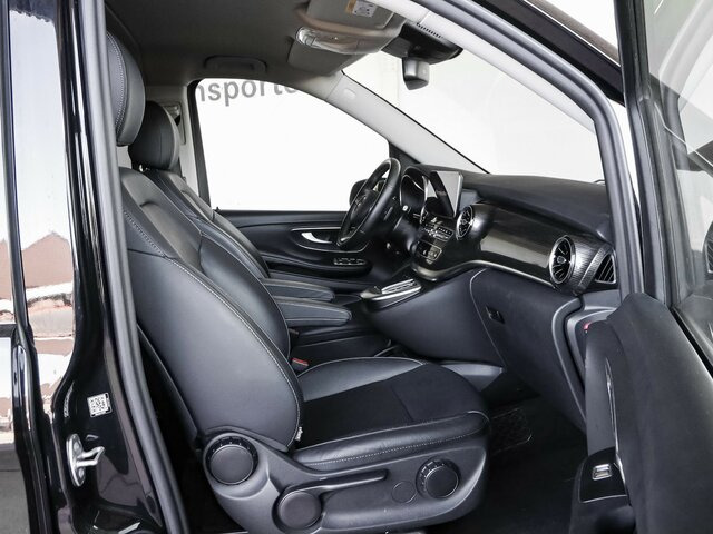 MERCEDES-BENZ V 300 Edition Extralang,2Schiebetür el.,8Sitzer... - Minibus, Potniški kombi: slika 5 MERCEDES-BENZ V 300 Edition Extralang,2Schiebetür el.,8Sitzer... - Minibus, Potniški kombi: slika 5