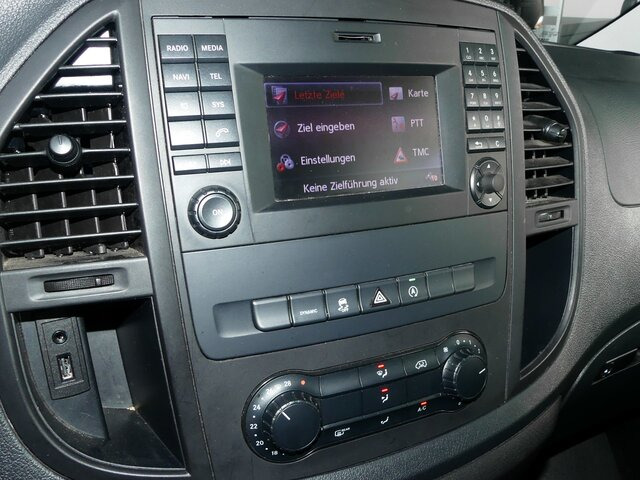 MERCEDES-BENZ Vito 114 TourerPro,Allrad,Automatik,8Sitzer... - Minibus, Potniški kombi: slika 4 MERCEDES-BENZ Vito 114 TourerPro,Allrad,Automatik,8Sitzer... - Minibus, Potniški kombi: slika 4